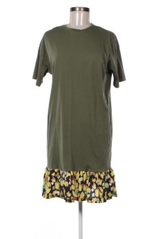 Šaty  Trendyol, Veľkosť S, Farba Viacfarebná, Cena  24,49 €