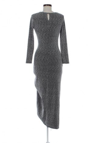 Sukienka Unbranded, Rozmiar M, Kolor Srebrzysty, Cena 87,99 zł