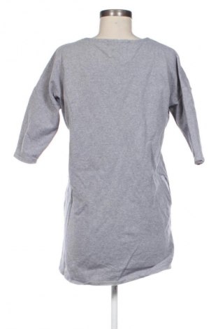 Рокля Unbranded, Размер M, Цвят Сив, Цена 29,33 лв.