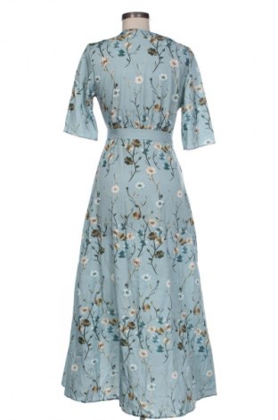 Рокля Unbranded, Размер S, Цвят Многоцветен, Цена 29,15 лв.