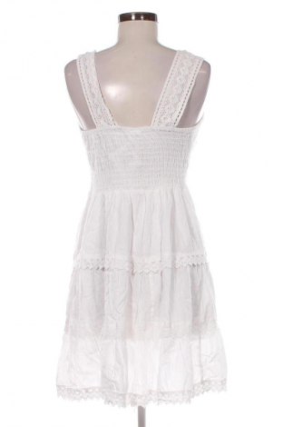 Рокля Unbranded, Размер M, Цвят Бял, Цена 29,00 лв.
