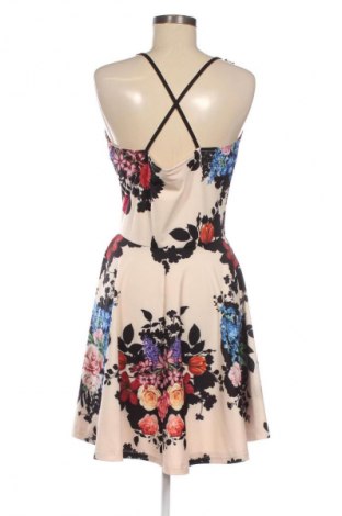 Рокля Unbranded, Размер M, Цвят Многоцветен, Цена 29,00 лв.