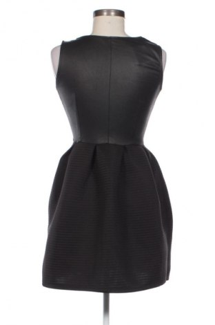 Ruha Unbranded, Méret S, Szín Fekete, Ár 4 809 Ft