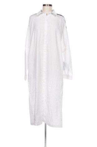 Рокля Unbranded, Размер L, Цвят Бял, Цена 32,99 лв.