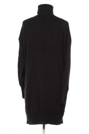 Sukienka Josefine Paris, Rozmiar M, Kolor Czarny, Cena 504,99 zł