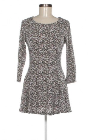 Рокля Unbranded, Размер S, Цвят Многоцветен, Цена 50,99 лв.