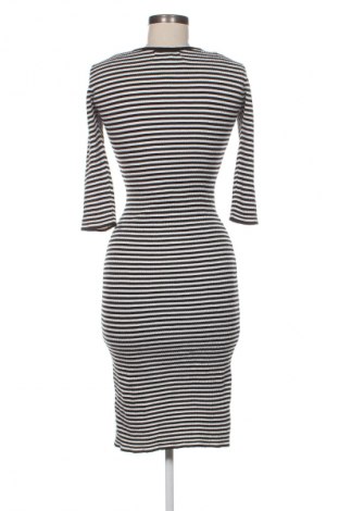 Рокля Unbranded, Размер S, Цвят Многоцветен, Цена 22,99 лв.