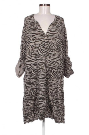 Рокля Unbranded, Размер XL, Цвят Многоцветен, Цена 31,99 лв.