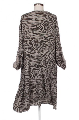 Рокля Unbranded, Размер XL, Цвят Многоцветен, Цена 31,99 лв.