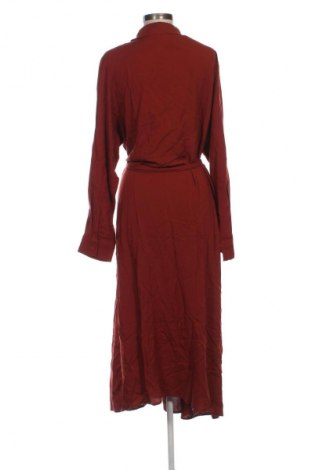 Рокля VILA, Размер XXL, Цвят Кафяв, Цена 77,99 лв.