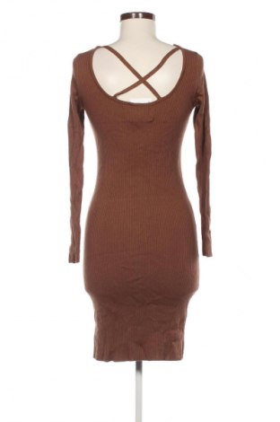 Рокля Vero Moda, Размер L, Цвят Кафяв, Цена 17,99 лв.
