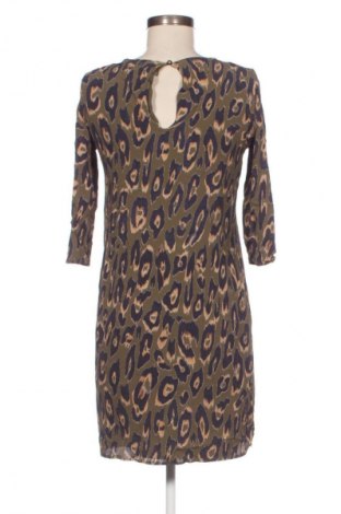 Рокля Vero Moda, Размер M, Цвят Многоцветен, Цена 27,00 лв.