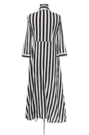 Рокля Y.A.S, Размер S, Цвят Многоцветен, Цена 53,99 лв.