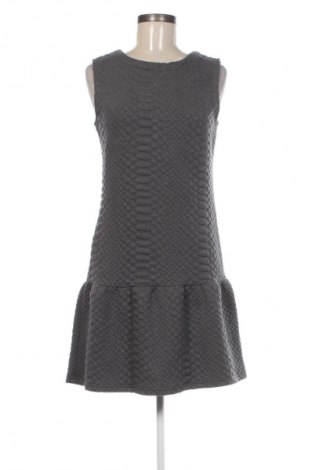 Рокля Yamamay, Размер M, Цвят Сив, Цена 48,00 лв.