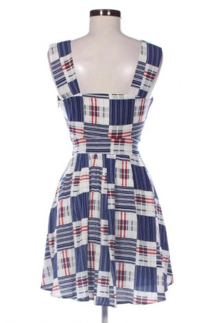 Sukienka Yumi, Rozmiar M, Kolor Kolorowy, Cena 110,07 zł