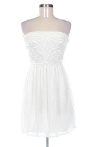 Рокля Zara, Размер S, Цвят Бял, Цена 27,37 лв.