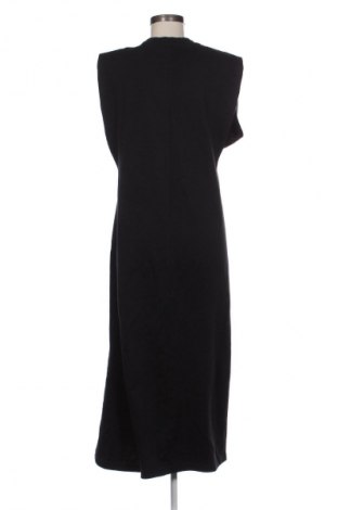 Рокля Zara, Размер L, Цвят Черен, Цена 33,82 лв.