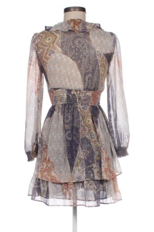 Рокля Zara, Размер XS, Цвят Многоцветен, Цена 26,97 лв.
