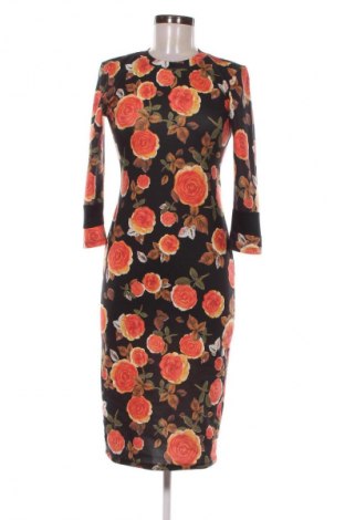 Рокля Zara, Размер M, Цвят Многоцветен, Цена 33,97 лв.