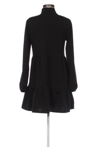 Рокля Zara, Размер M, Цвят Черен, Цена 27,00 лв.