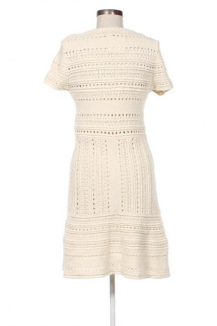 Рокля Zara, Размер M, Цвят Бежов, Цена 27,37 лв.