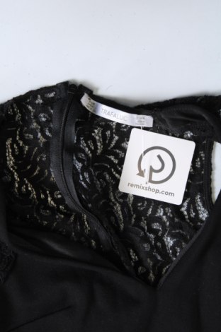 Рокля Zara, Размер S, Цвят Черен, Цена 21,99 лв.