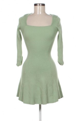Рокля Zara, Размер S, Цвят Зелен, Цена 9,99 лв.