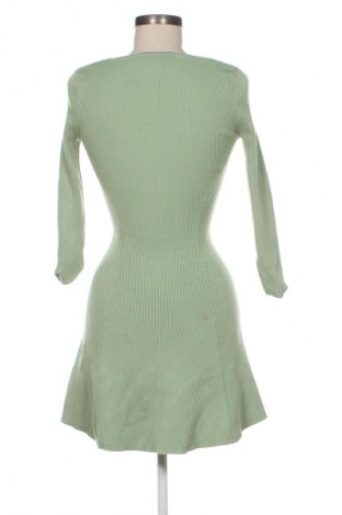 Рокля Zara, Размер S, Цвят Зелен, Цена 9,99 лв.
