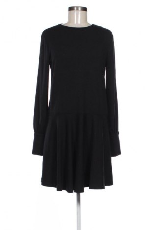 Rochie Zara, Mărime M, Culoare Negru, Preț 108,04 Lei