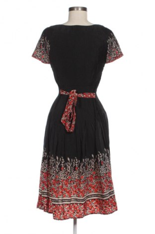 Šaty  Zoteno, Velikost M, Barva Vícebarevné, Cena  1 367,00 Kč