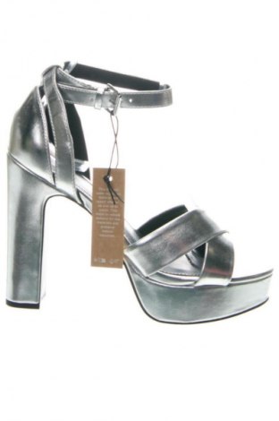 Сандали Even&Odd, Размер 37, Цвят Сив, Цена 40,99 лв.