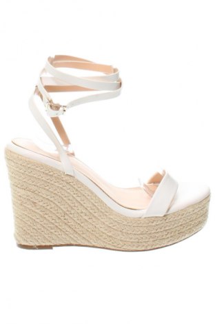 Sandale Even&Odd, Mărime 39, Culoare Alb, Preț 129,99 Lei