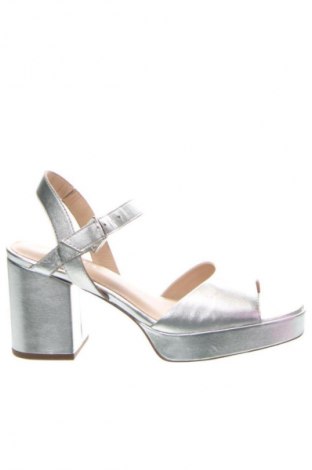 Sandály Gerry Weber, Velikost 37, Barva Šedá, Cena  2 549,00 Kč