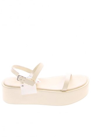 Sandale Pull&Bear, Mărime 39, Culoare Ecru, Preț 138,99 Lei