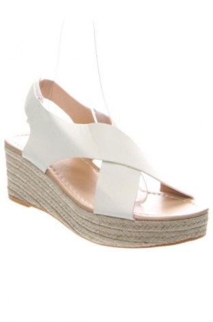 Sandale Unbranded, Mărime 38, Culoare Alb, Preț 137,99 Lei