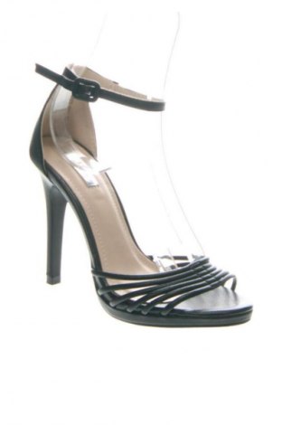 Сандали Unbranded, Размер 36, Цвят Черен, Цена 50,92 лв.