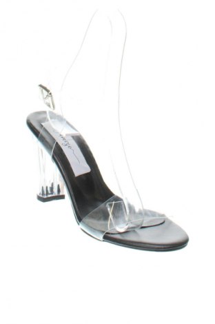 Sandale Unbranded, Mărime 38, Culoare Alb, Preț 129,99 Lei