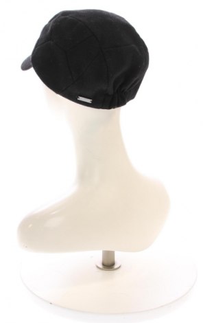 Шапка Adidas, Цвят Черен, Цена 42,04 лв.