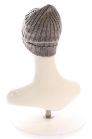 Căciulă Guess, Culoare Gri, Preț 100,00 Lei