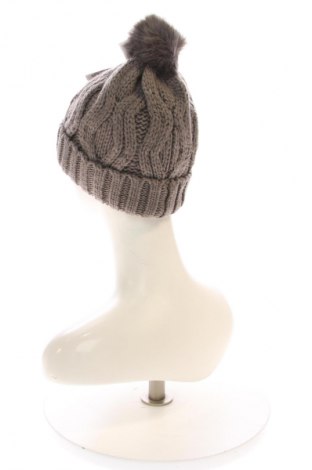 Шапка H&M, Цвят Бежов, Цена 23,18 лв.