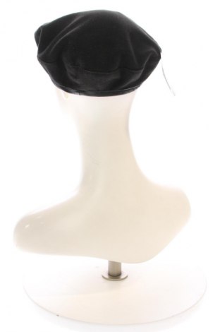 Шапка H&M Divided, Цвят Черен, Цена 23,18 лв.