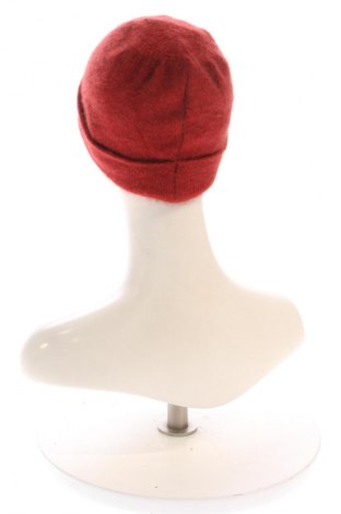 Шапка Koru, Цвят Червен, Цена 36,99 лв.