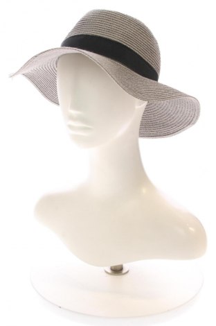 Шапка New Look, Цвят Сив, Цена 13,92 лв.