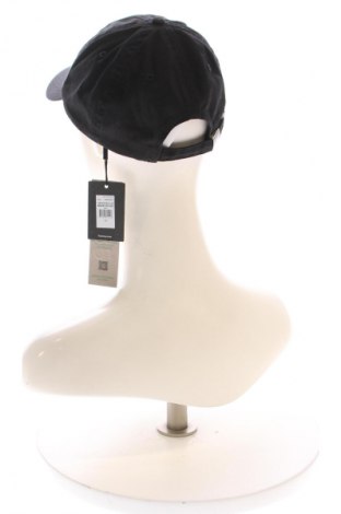 Шапка Tommy Jeans, Цвят Черен, Цена 58,99 лв.