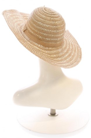 Шапка Unbranded, Цвят Бежов, Цена 23,06 лв.