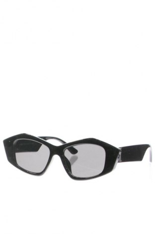 Γυαλιά ηλίου Emily Westwood, Χρώμα Μαύρο, Τιμή 75,32 €