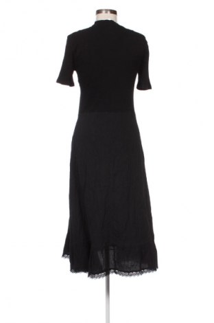 Сукман Desigual, Размер XL, Цвят Черен, Цена 117,45 лв.