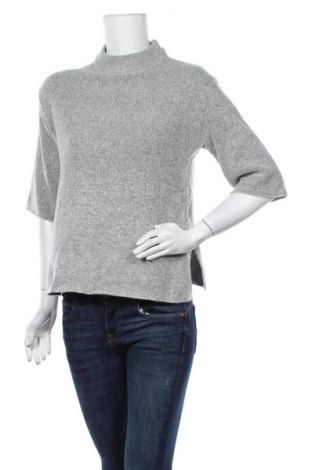 Дамски пуловер Gina Tricot, Размер XS, Цвят Сив, 76% акрил, 21% полиамид, 3% еластан, Цена 23,21 лв.