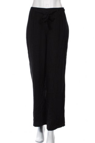 Дамски панталон S.Oliver, Размер M, Цвят Черен, Вискоза, Цена 69,50 лв.