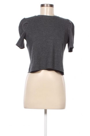 Γυναικεία μπλούζα Bershka, Μέγεθος M, Χρώμα Γκρί, Τιμή 4,35 €